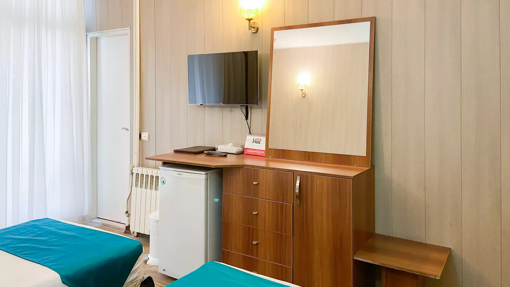 Alibaba https://cdn.alibaba.ir/ostorage/hotel-accommodation-images/681b4d2f19aa61e2a799b573_دو تخته (2).webp